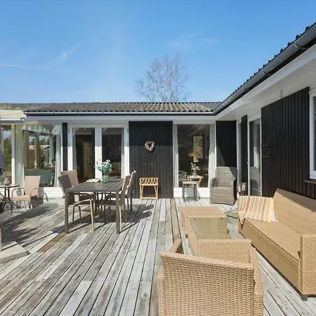 M219-vaeggerlose-tiliavej-17 Feriehus Bøtø By